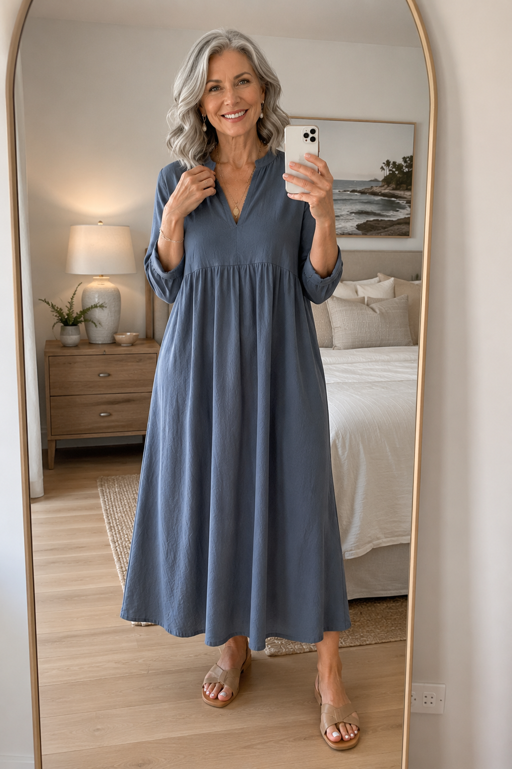 Femke - Midi dress with deep V-neck
